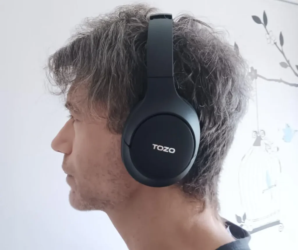 Tozo HT2 Comfort and Fit