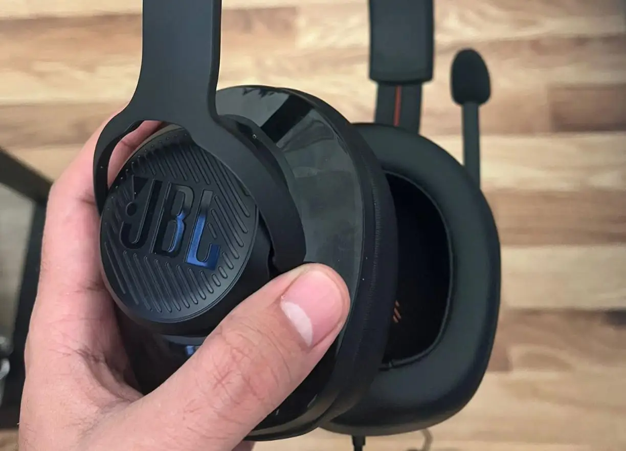 JBL Quantum 300